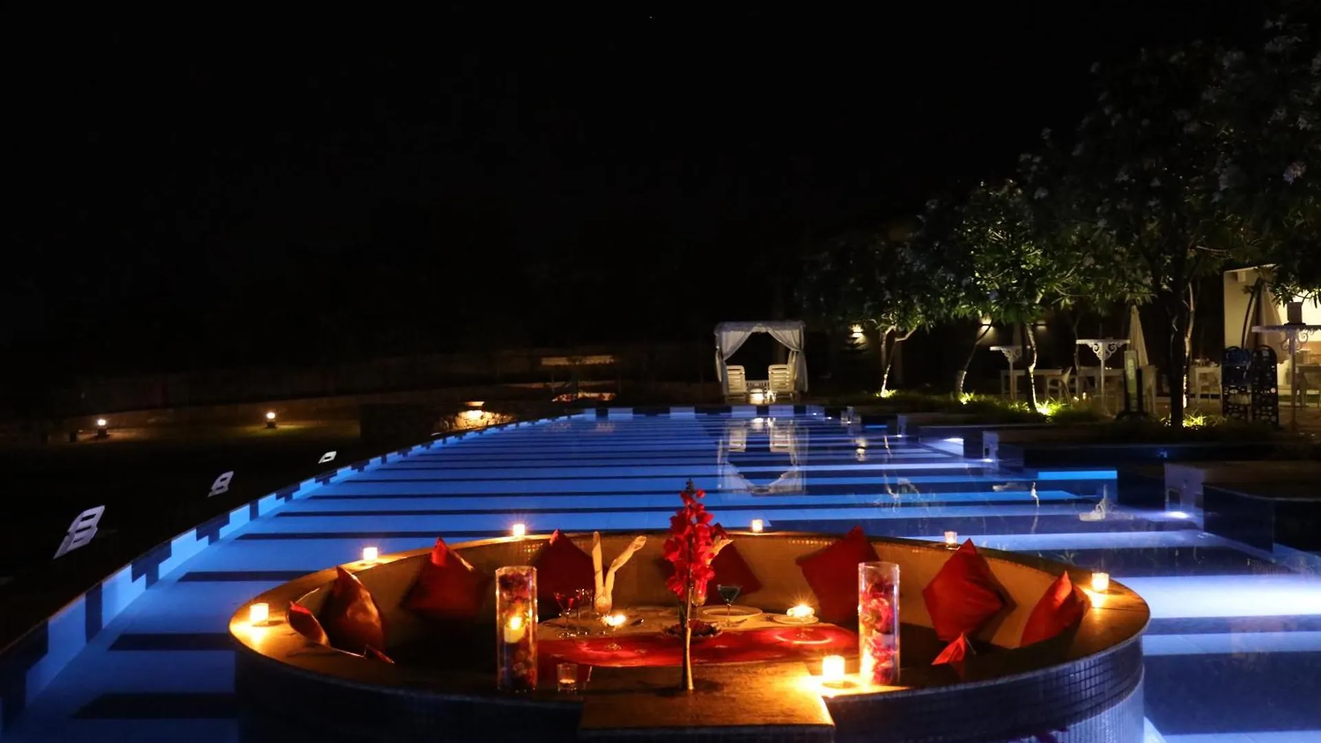 *****  Tatsaraasa Resort & Spa, Udaipur India
