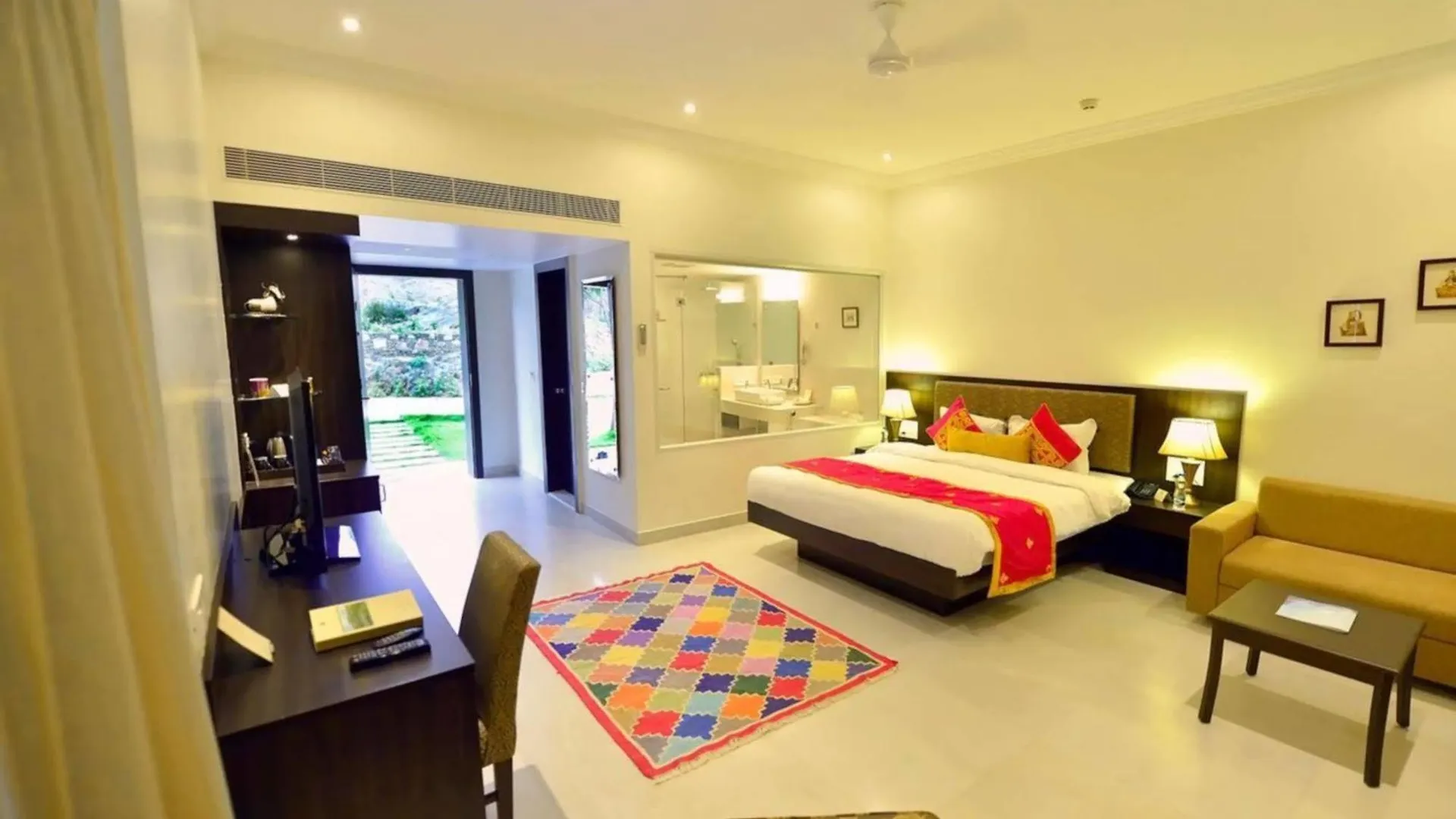 Tatsaraasa Resort & Spa, Udaipur